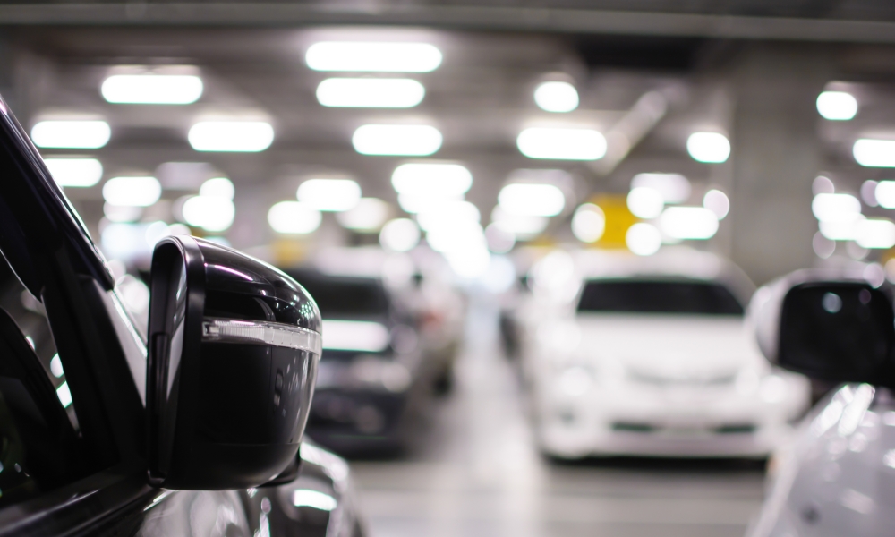 Paris innove avec des panneaux géothermiques dans un parking souterrain