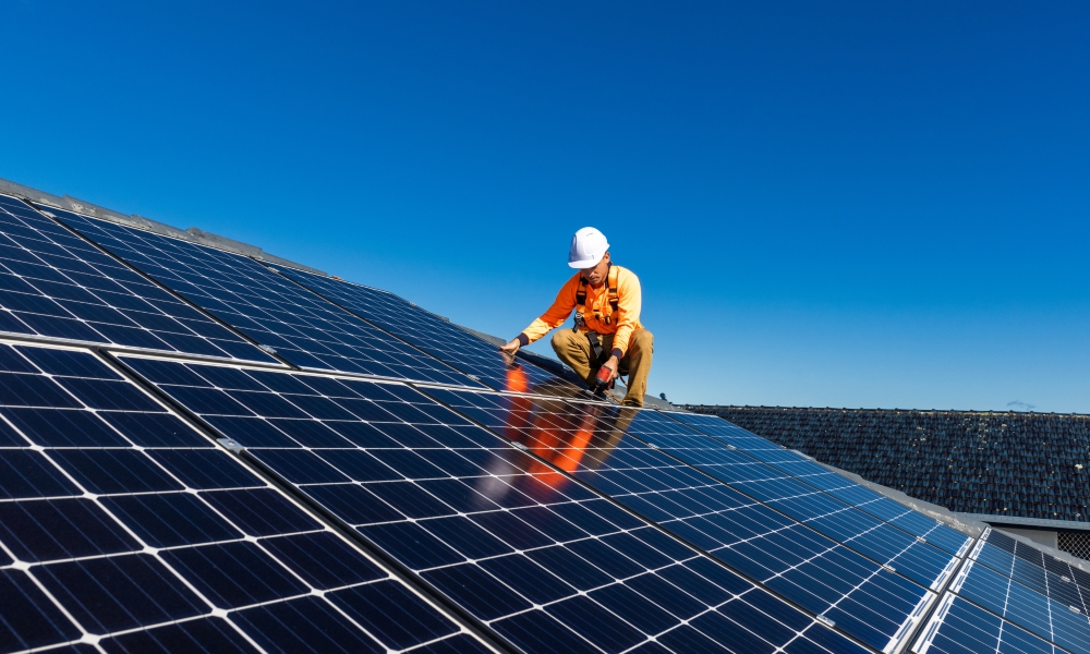 Le Val-de-Marne passe à l’offensive solaire les collèges en première ligne de la transition énergétique Le Val-de-Marne passe à l’offensive solaire les collèges en première ligne de la transition énergétique