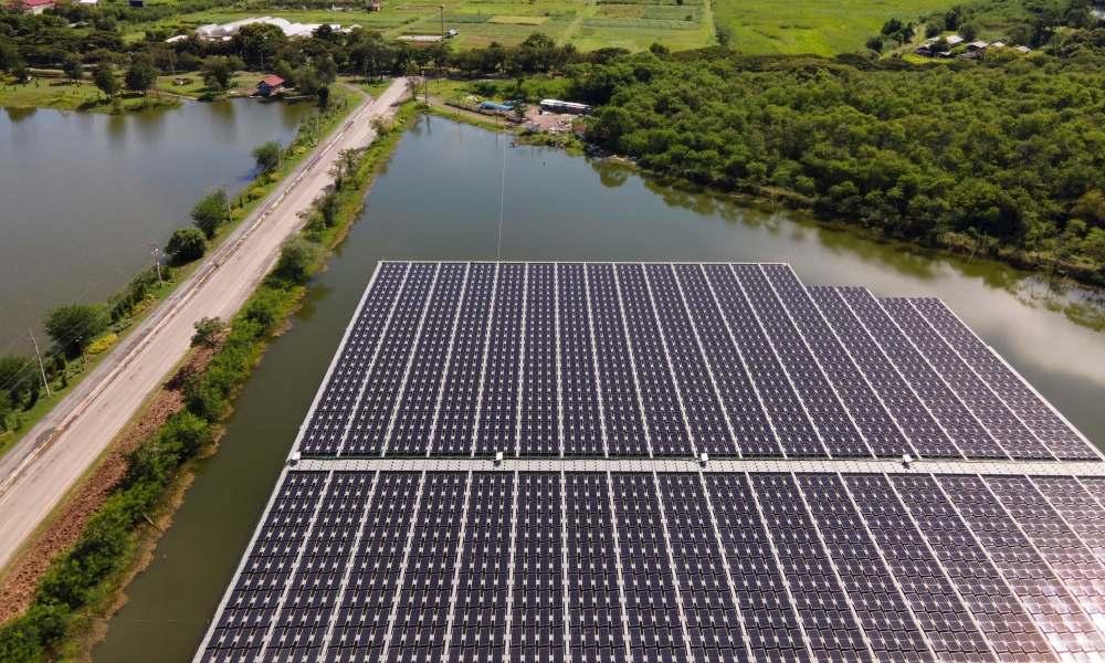 Perthes inaugure le plus grand parc solaire flottant d’Europe une avancée majeure pour l’énergie verte