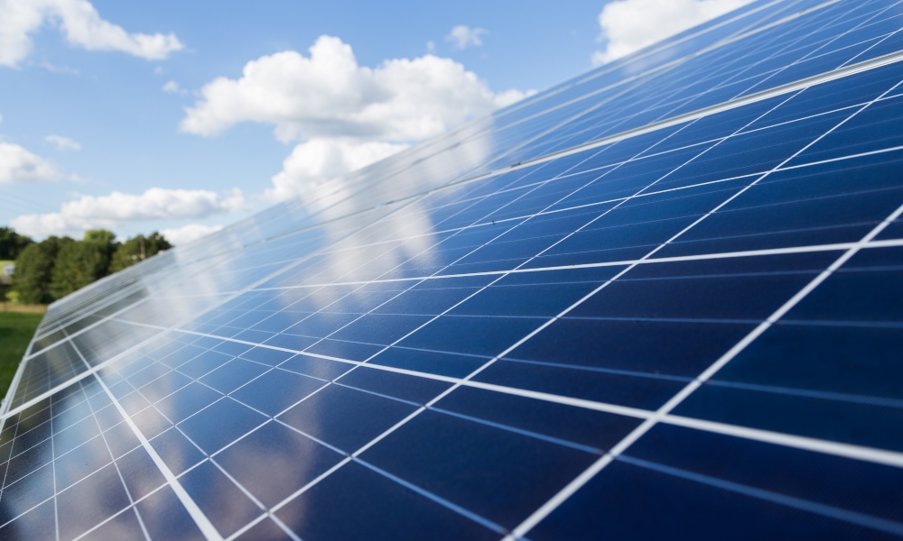 La France double la mise : près de 10 000 tonnes de panneaux solaires recyclés en 2024 La France double la mise : près de 10 000 tonnes de panneaux solaires recyclés en 2024